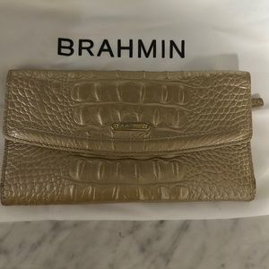 Brahmin Wallet